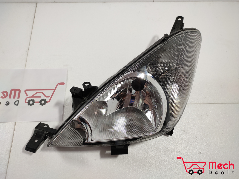 Toyota Innova (2005-2012) Head Lamp Right