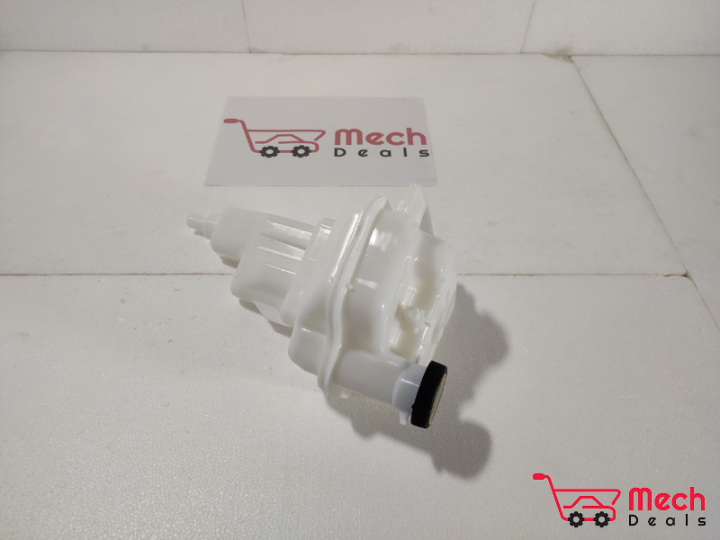 Toyota Innova Crysta/ Fortuner Coolant Tank