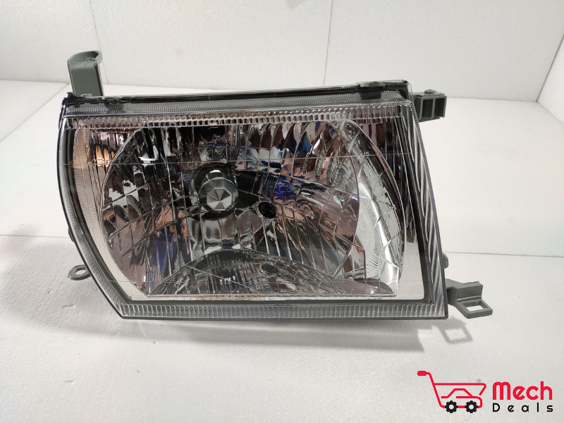 Toyota Qualis Head Lamp Right