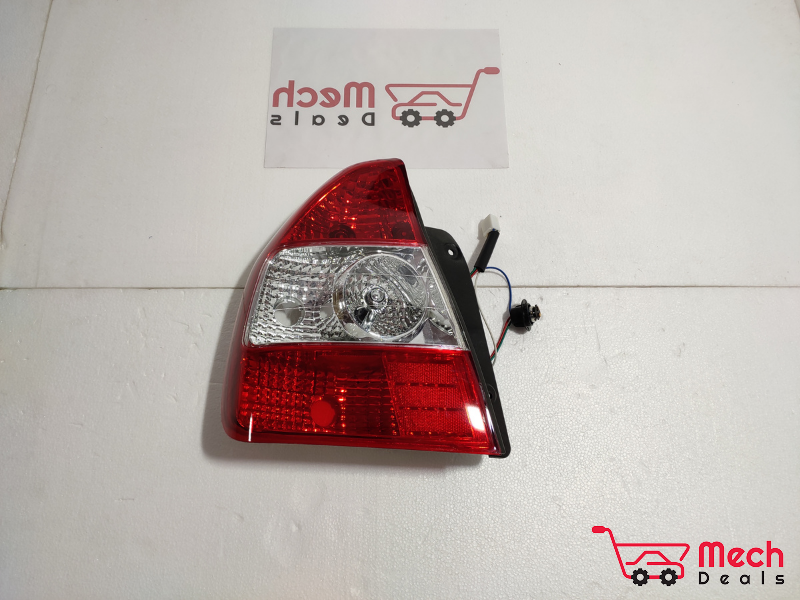 HYUNDAI ACCENT TAIL LAMP LEFT SIDE-924011A060-Hyundai- mechdeals.com