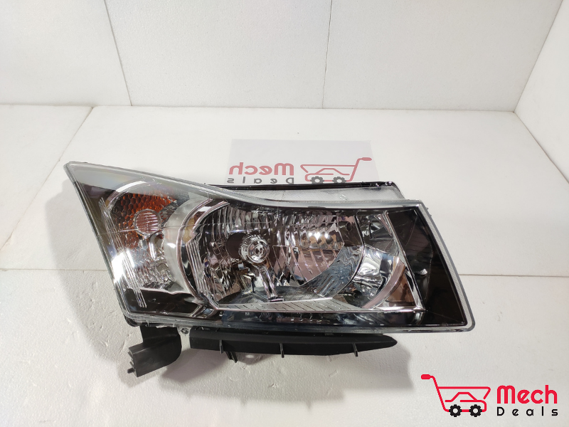 Cruze Headlamp Right Side