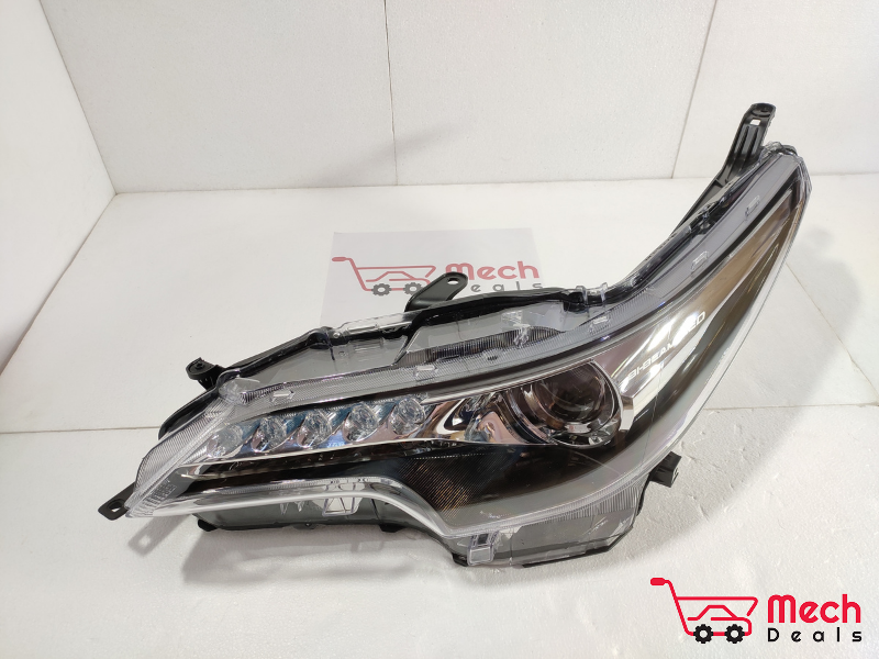 Toyota Fortuner Type-4 Head Lamp, Left