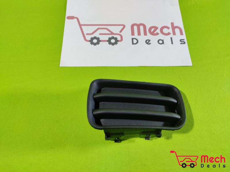 Chevrolet Tavera Fog Lamp Cover, Left