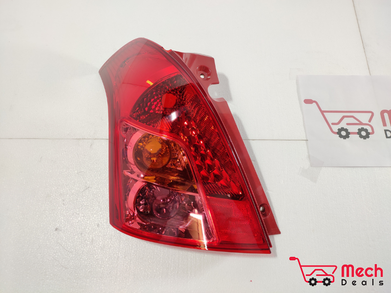 Rear Combination Lamp Lh