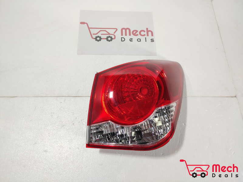 Chevy cruze deals tail light