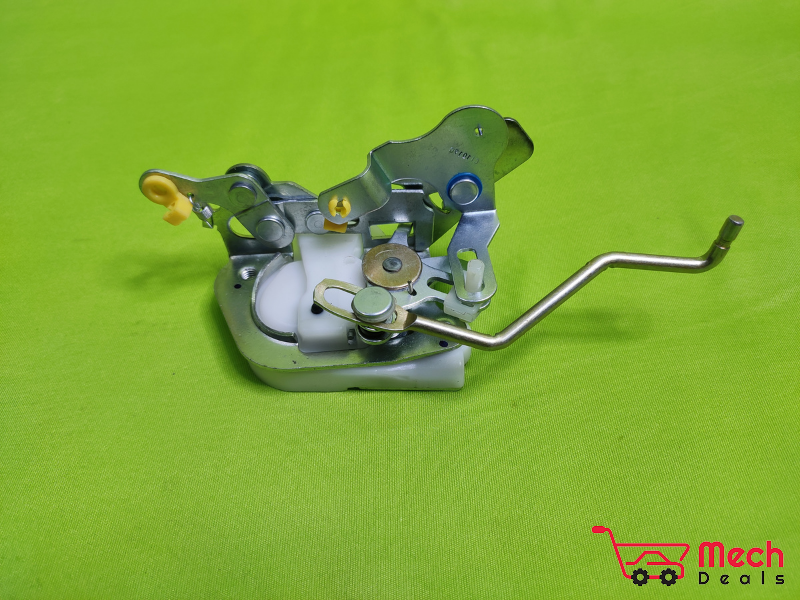 Toyota Qualis Door Latch Assembly Rear Right