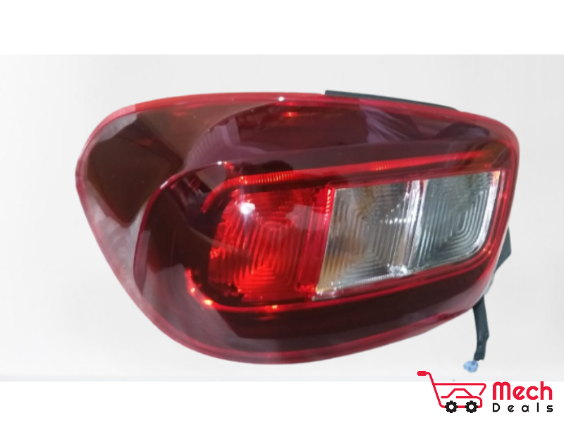 Kwid tail outlet light cover