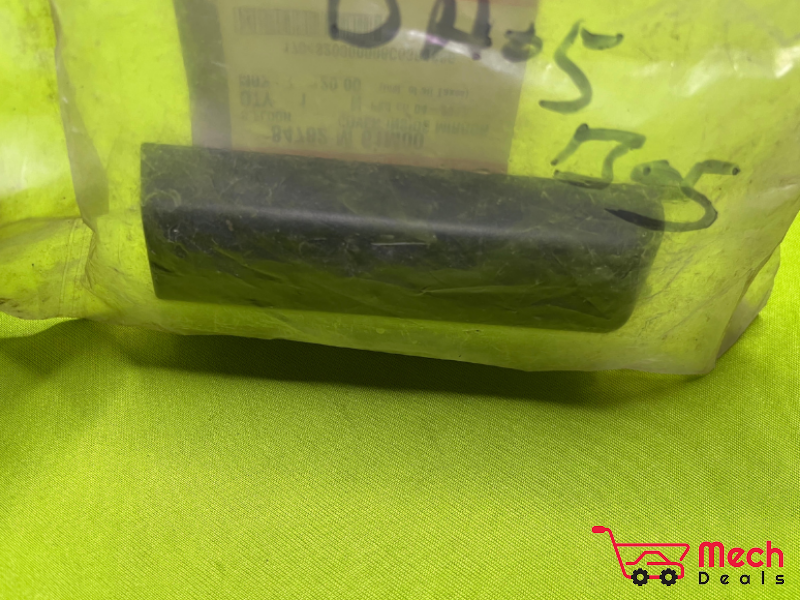 Cover , Inside Mirror Stay Upr-84782M61M00-Maruti Suzuki