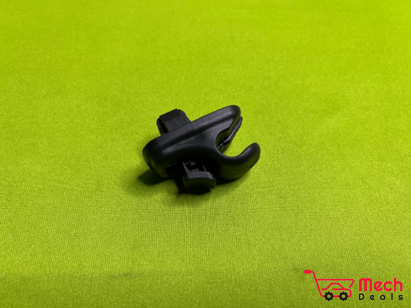 Hook, Luggage Carpet-84851M68K00-5PK-Maruti Suzuki- mechdeals.com