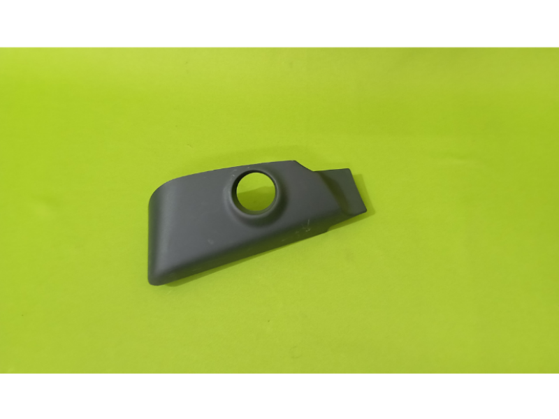 Ritz Garnish Sash Bracket Rh-84750M83K00-P4Z-Maruti Suzuki