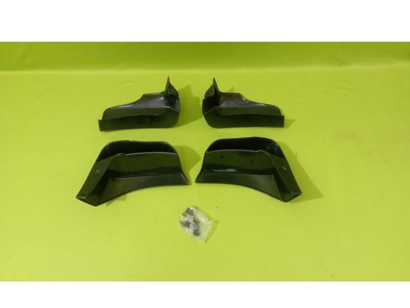 Mud Flp Blk(4) Celerio