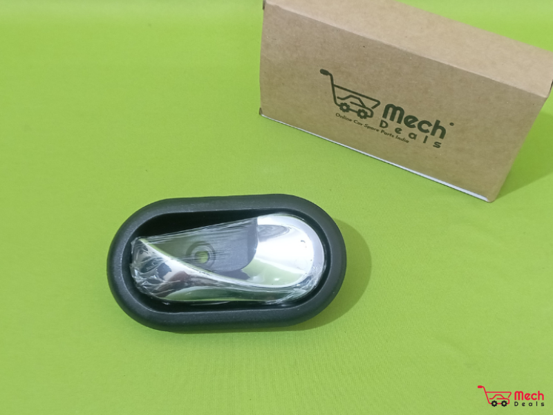 Duster Inner Door Handle Right (Front/Rear)