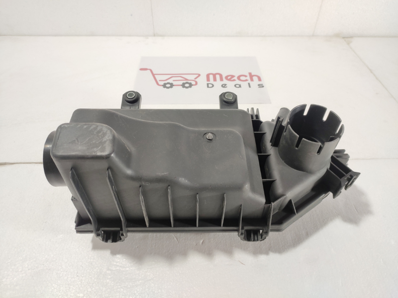 Toyota Etios Air Cleaner Assy Petrol