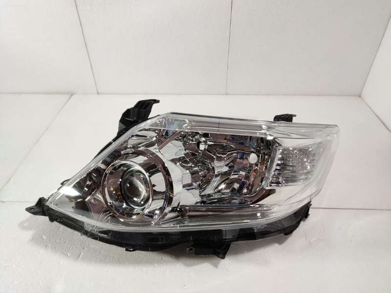 Toyota Fortuner Type-2 Head Lamp Non Hid, Left