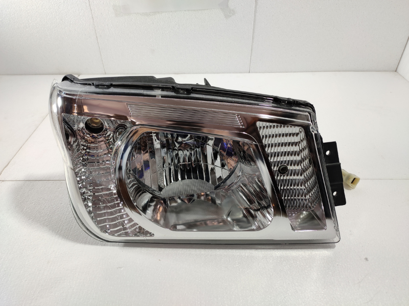 Mahindra Bolero Head Lamp Right