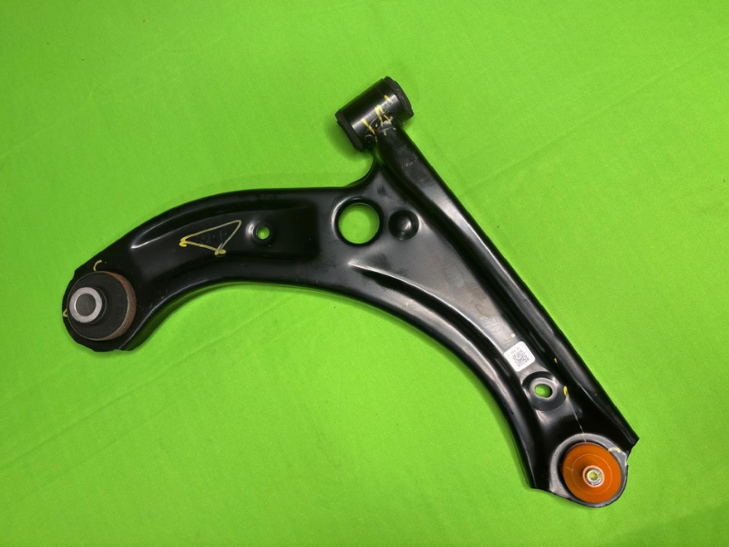 Arm Assy,Front Suspension,R